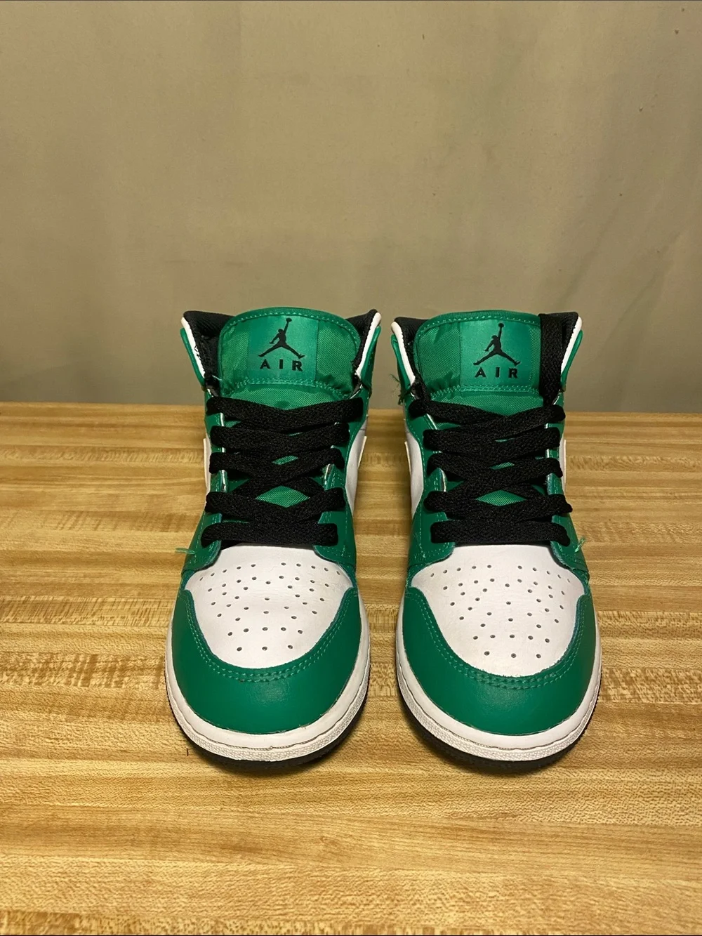 Nike Air Jordan 1 Mid AJ1 Lucky Green Black Shoes White size 5Y